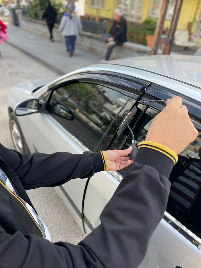 Kapaklı Oto Kilitçisi